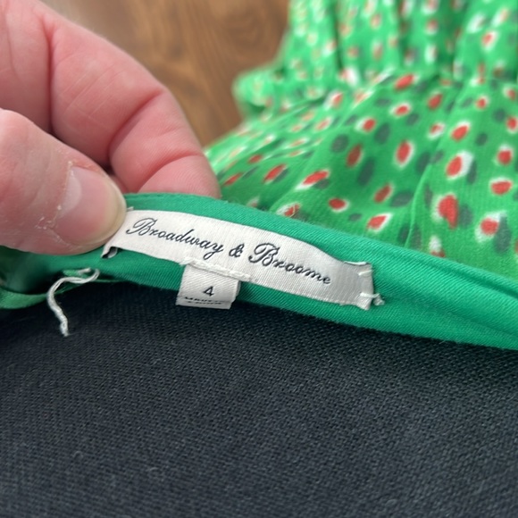 Broadway & Broome Green Strapless Dress - size 4 - Picture 5 of 9